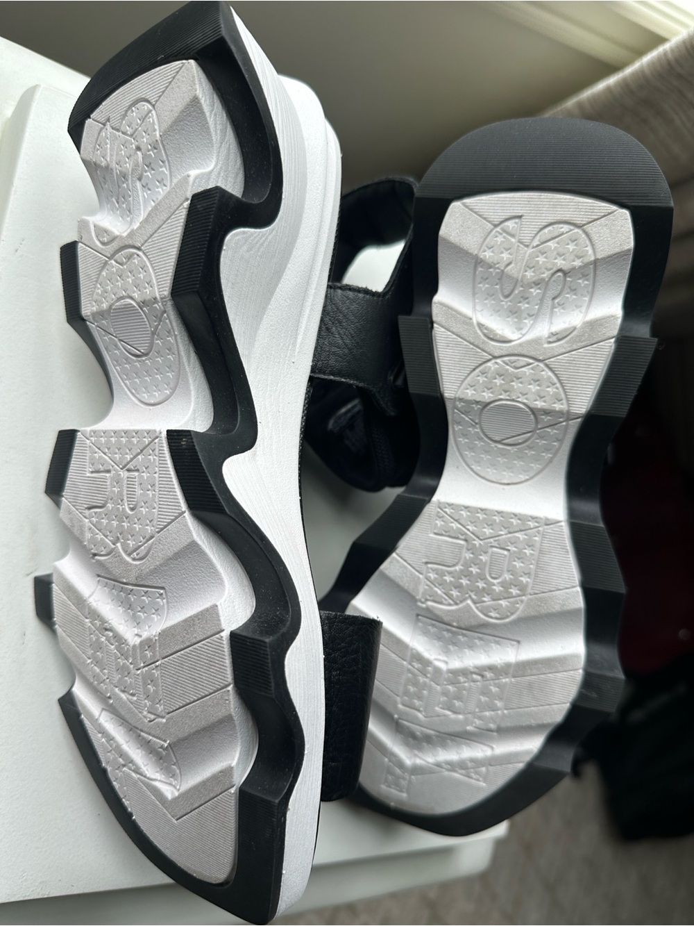 Sorel Black and White Kinetic impact Platform Sport Sandals-8 - Picture 6 of 6
